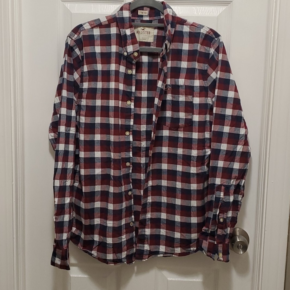 Hollister Red, black and white button down